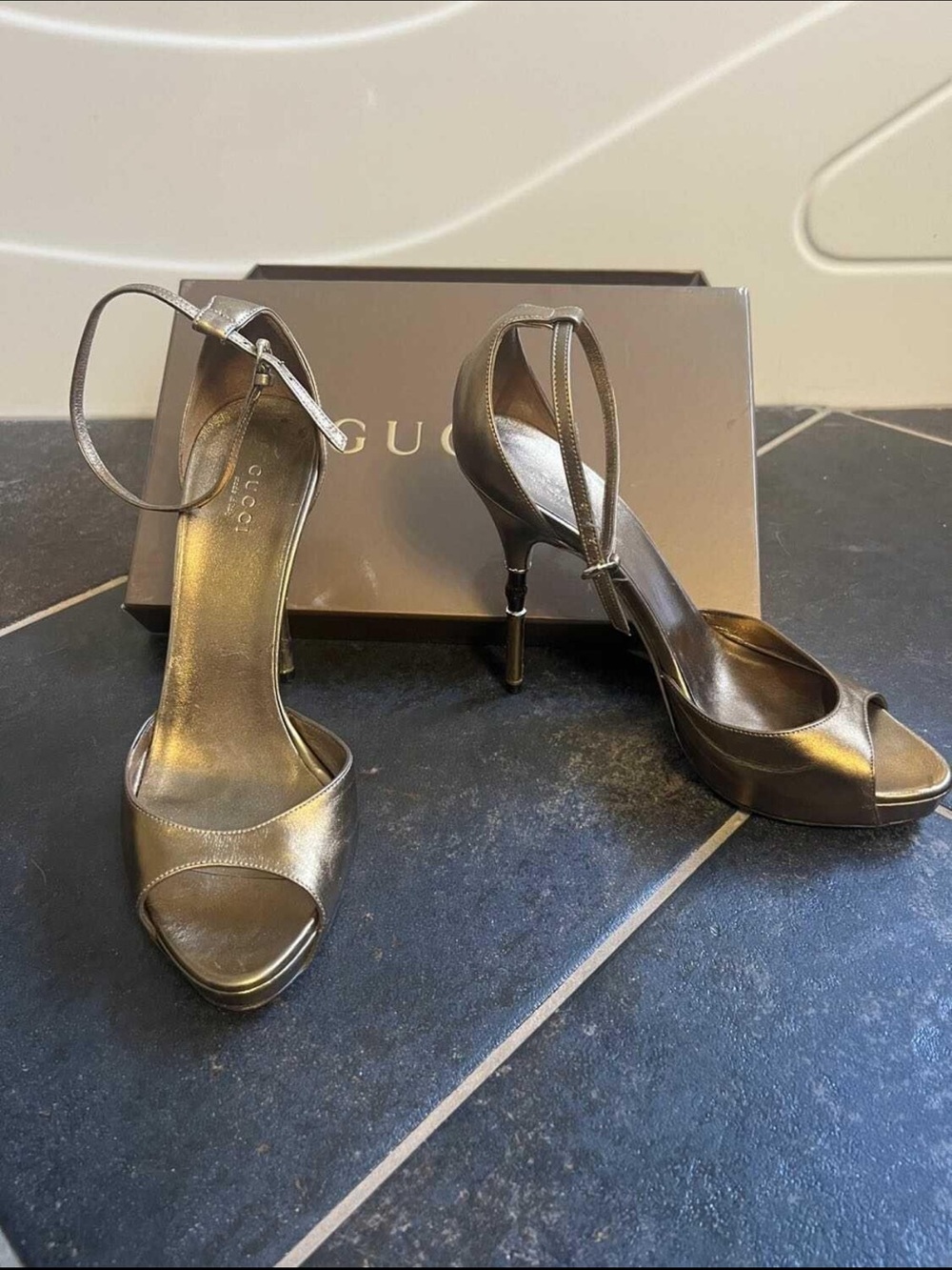 Authentic Gucci Metallic Brown Bamboo heel heels size 39 (8)